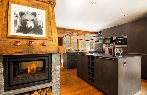 Saas-Fee Apartment | Luxury 5* Duplex Apartment in Prime Location. Discounts on ski hire and lessons
