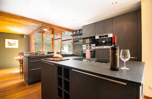 Saas-Fee Apartment | Luxury 5* Duplex Apartment in Prime Location. Discounts on ski hire and lessons
