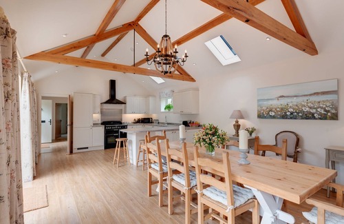 Dorchester House | Luxury 5* Gold Award 4 Bed/Bath ensuite self catering accommodation in Dorset.