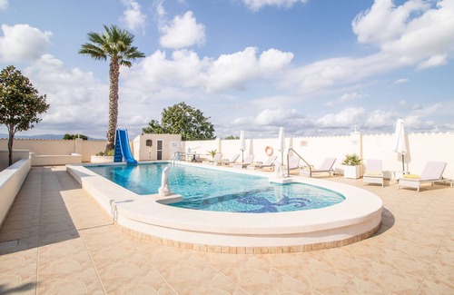 San Fulgencio Villa | Luxury 5* Luxury Holiday Villa & Private Pool, between San Fulgencio & Dolores.