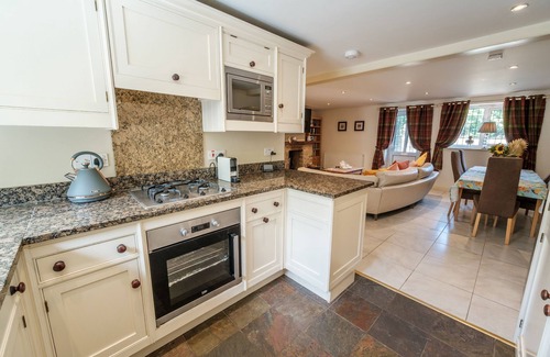 Knott End-on-Sea Cottage | Luxury 5 star cottage with 3 bedrooms