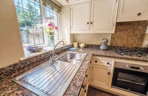 Knott End-on-Sea Cottage | Luxury 5 star cottage with 3 bedrooms