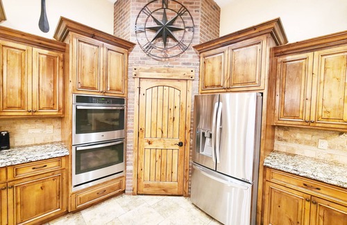 Idaho Falls House | Luxury 5600 SF Home - Sleeps 16+! HUGE 7.1 Home Theater/Game Room/Playground