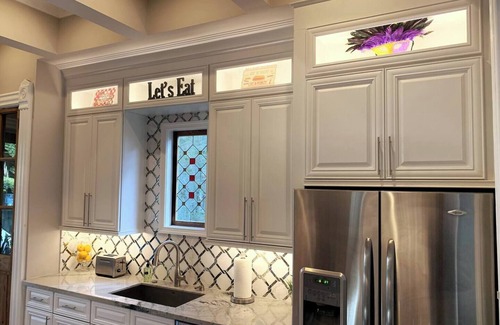 West Riverside House | Luxury 5BR Historic New Orleans Home| Free Parking
