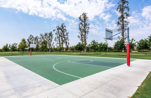 Cypress Village House | Luxury 5BR Irvine Gem｜Resort-Style Amenities｜Monthly Stays｜1st Floor BR # 6964