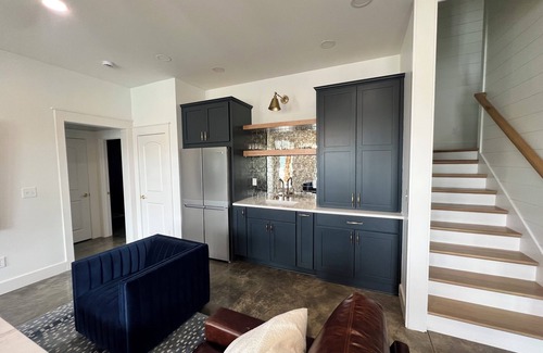 Crane Hill House | Luxury 5BR Lakefront w/Dock, Hot Tub & Pool In Point William