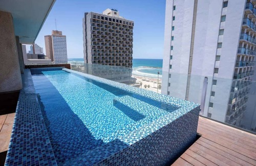 Tel Aviv Promenade Condo | Luxury 5BR penthouse & private pool by HolyGuest