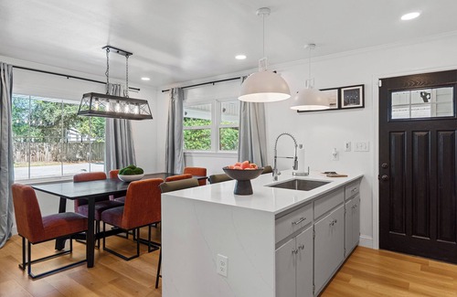 Augusta Other | Luxury 6 bedroom compound 5 min from Masters, Putting, Hot Tubs, Fire Pits, EVs