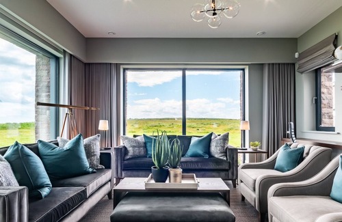 Ardmore House | Luxury 6 bedroom home with indoor pool right on the beach