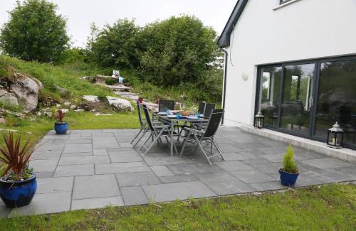 Spiddal Villa | Luxury 6 Bedroom Spiddal Villa, Jacuzzi, Balcony
