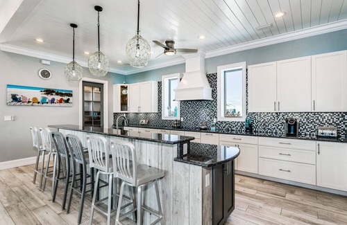Villa Segunda House | Luxury 6 Bedroom Gulf View House w/Private Pool, Firepit and more!
