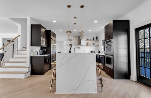 Buckhead House | Luxury 6 Br 5 Ba For Groups in Buckhead Atlanta, close to everything you need!