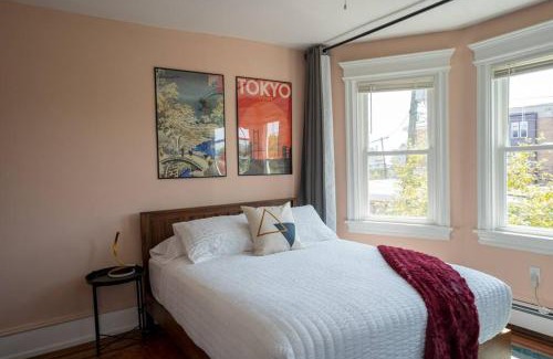 Atlantic City House | Luxury 8 BR 4 Ba - Just 1 block from the Beach!