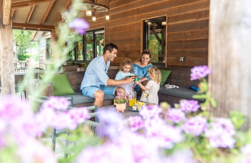 Ees House | Luxury 8-person farmhouse - Extra accessible in the holiday park Landal Het Land van Bartje