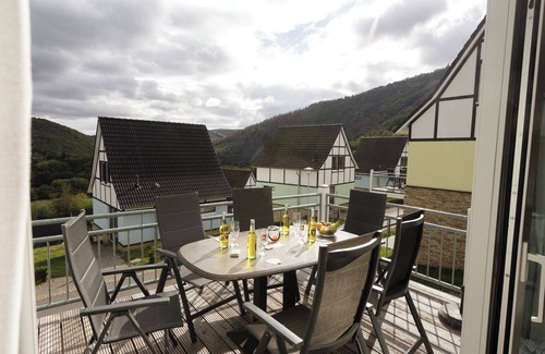 Heimbach Villa | Luxury 8-person villa with its own sauna at Dormio Resort Eifeler Tor