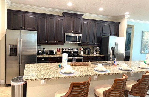 West Kissimmee House | Luxury 9-Bedroom Villa with Pool Near Disney