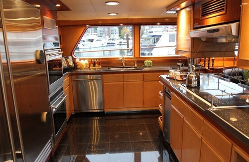 Steveston Boat Rental | Luxury 94' yacht