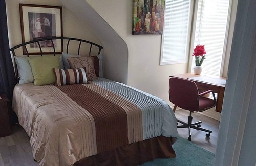 St. Catharines Apartment | Luxury accommodation at an affordable price !!!
