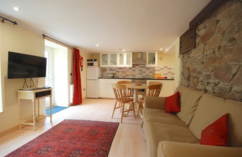 Taynuilt Apartment | Luxury accommodation at Garden Cottage