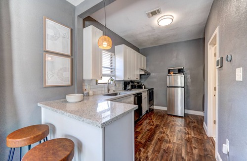Northside House | Luxury Accommodations in Central HTX at an Affordable Price