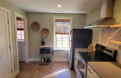 Fort Davis House | Luxury Adobe Home near Marfa and McDonald Observatory