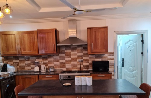 Nungua Cabin | Luxury Airbnb for your holiday enjoyment. Price display is per room.