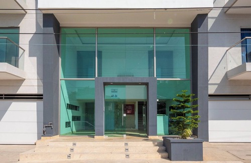 Urbanizacion Eliana Condo | Luxury Airport Penthouse - 3 BD 2 BA Suite + Rooftop Pool