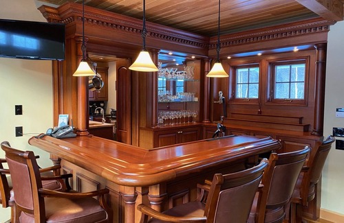 Mount Holly House | Luxury All Season Belmont Home close to Okemo/Killington , VAST trail & Lakes
