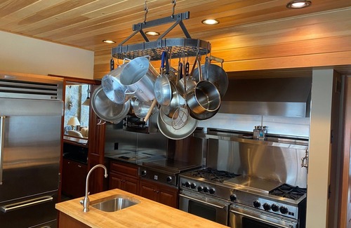 Mount Holly House | Luxury All Season Belmont Home close to Okemo/Killington , VAST trail & Lakes