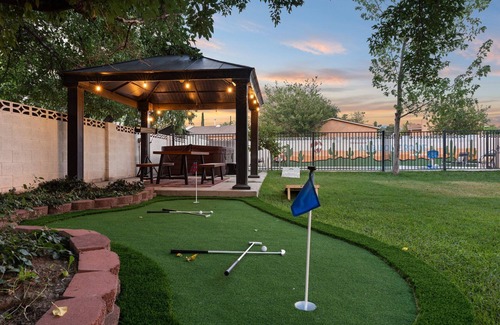 Northeast Heights House | Luxury Amenity Paradise! Sleeps 18 - Pool, Hot Tub, Game Room, Golf, Fire Pit!n