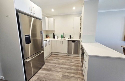 Newtown Apartment | Luxury and Bliss - Newtown Central, City Fringe!