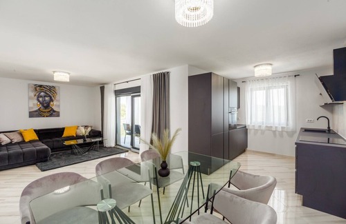 Fuskulin Villa | Luxury and comfort four bedrooms Villa Grey Fuskulin near Poreč