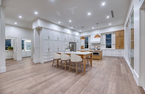 Galveston House | LUXURY AND LOCATION! WATERFRONT PROPERTY WITH POOL, HOT TUB AND WHITE SAND BEACH