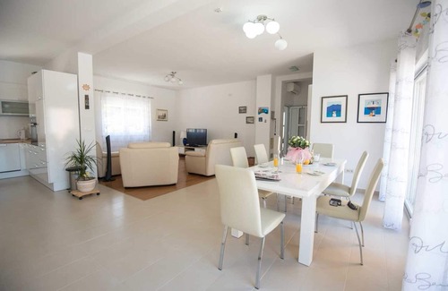 Slatine Villa | Luxury and modern Villa with a swimming pool