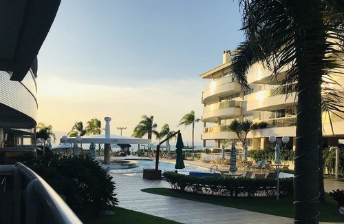 Cachoeira do Bom Jesus Apartment | Luxury and Tranquility in front of the sea in Bom Jesus Waterfall