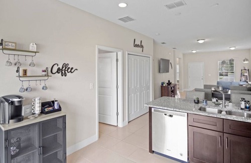 Poinciana House | Luxury and tranquility, just 30 min from Disney!