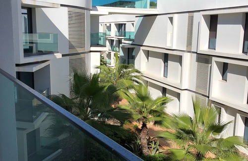 Ain Diab Apartment | Luxury Anfaplace Blue & Write apartment