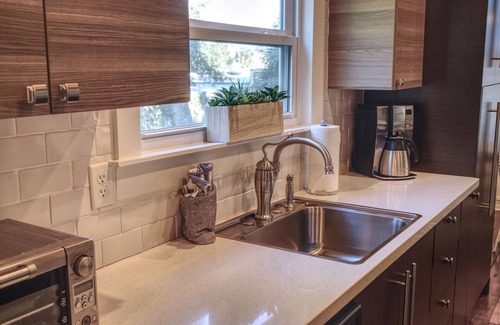 Historic District House | Luxury Antique Gem in Historic Downtown Ocala/WEC/HITS