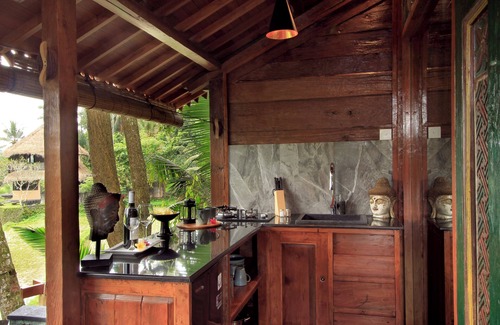 Sambahan Villa | Luxury Antique Villa w/Outdoor Pool!