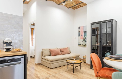Mislata Apartment | Luxury apartament, very close to Cabañal Beach, Netflix, Late Checkout