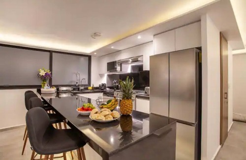 La Condesa Apartment | Luxury Apartment With Private Terrace