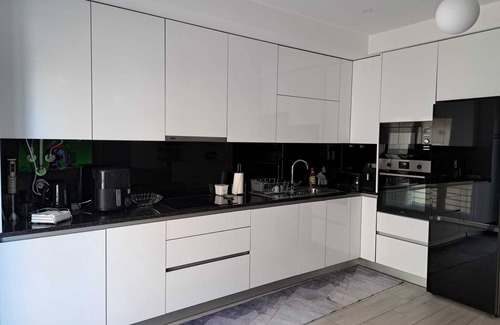 Sao Pedro Condo | Luxury apartment with pool, 200m from the beach and terrace with barbecue