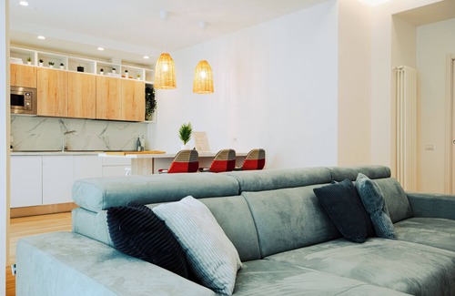 Frattamaggiore Apartment | Luxury Apartments near Naples [Parking] [2 Bathroom]