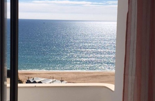 Armacao de Pera Apartment | LUXURY APARTMENT VISTA PANORAMICA WITH MAGNIFICENT SEA VIEW DIRECTLY BY THE SEA
