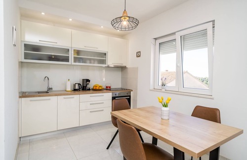 Cavtat Apartment | Luxury Apartment 3 close to the beach and pools with a stunning sea view