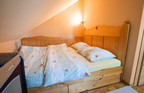 Ivancna Gorica House | Luxury Apartment Ana with Hot tub