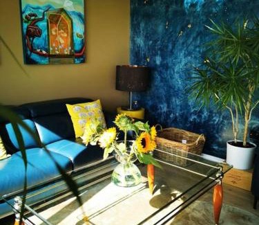 Woodingdean Apartment | Luxury Apartment Brighton and South Downs National Park, Free Parking, animals on request daily fee