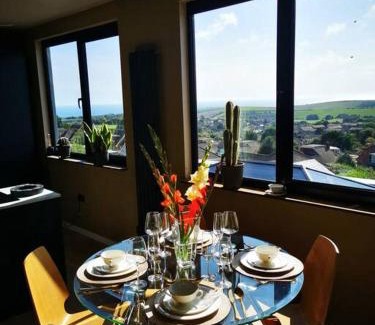 Woodingdean Apartment | Luxury Apartment Brighton and South Downs National Park, Free Parking, animals on request daily fee