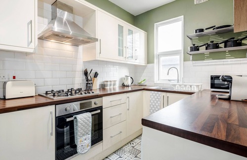 Cranbrook Apartment | ☆LUXURY APARTMENT☆BUSINESS/RELOCATIONS☆2BED