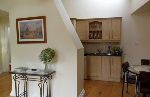 Rosscarbery Apartment | Luxury Apartment Charming Coastal Town/Rosscarbery on The Wild Atlantic W